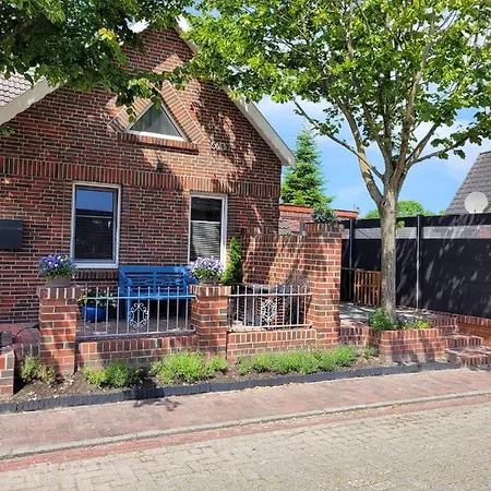 Burghaus 2 * Greetsiel