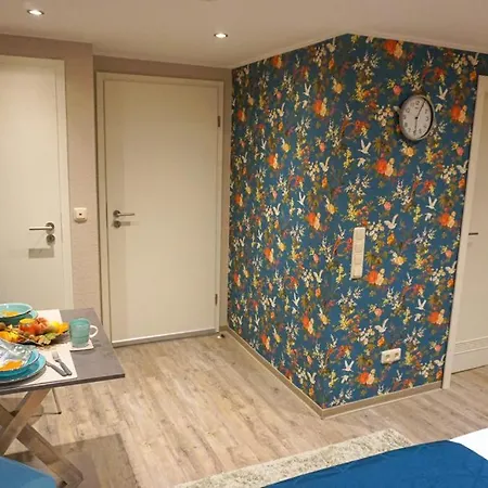 Apartamento Burghaus 2 *