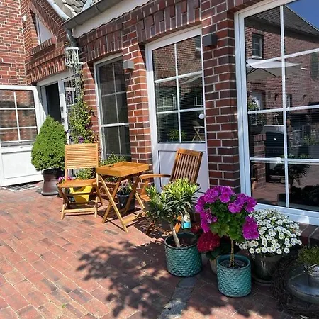 Burghaus 2 Greetsiel